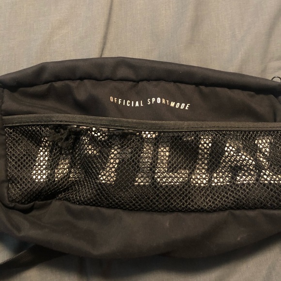 Black Reflective Official Fanny Pack from Zumiez - Picture 2 of 5